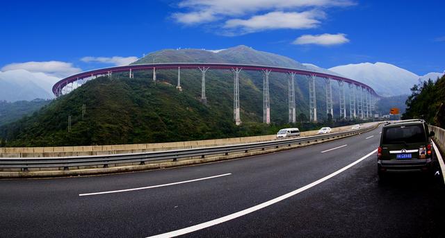 中國(guó)隧道相接可繞地球超一圈