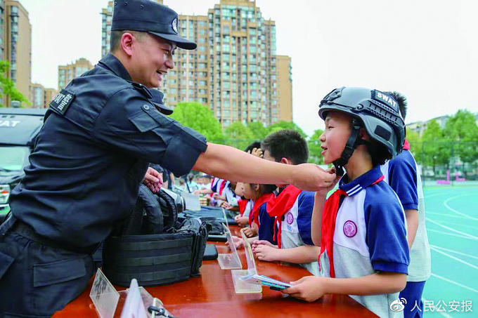 輔警輸液時(shí)聽到這句話DNA動(dòng)了