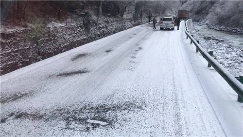 韓國首都圈和江原道普降大雪