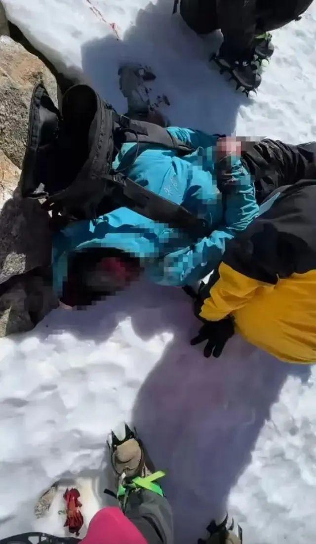 甘孜雪山遇難者系中學體育老師