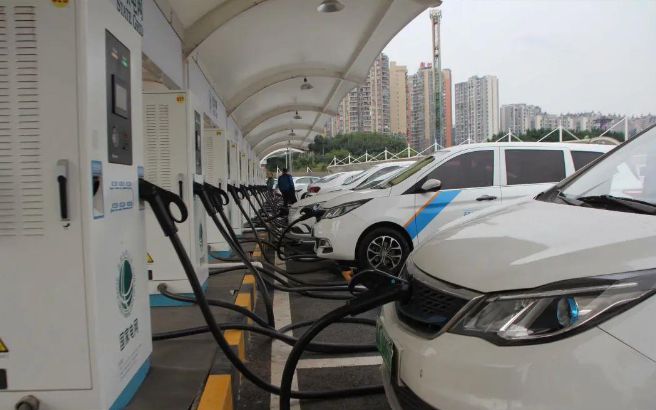 春運(yùn)堵路上新能源車沒電了怎么辦